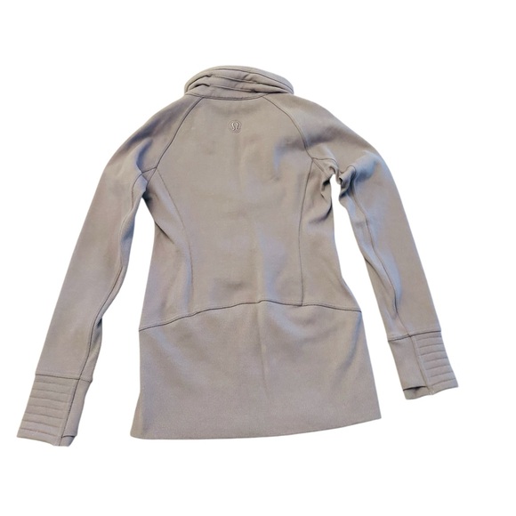 Lululemon Zip Up Radiant II Jacket Violet Verbena Womens M NWT EXPIRED COLOR! - Picture 6 of 12
